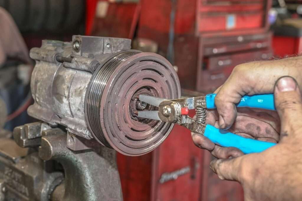 snap ring pliers