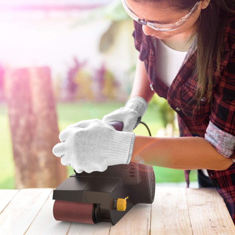 How to Use a Belt Sander.