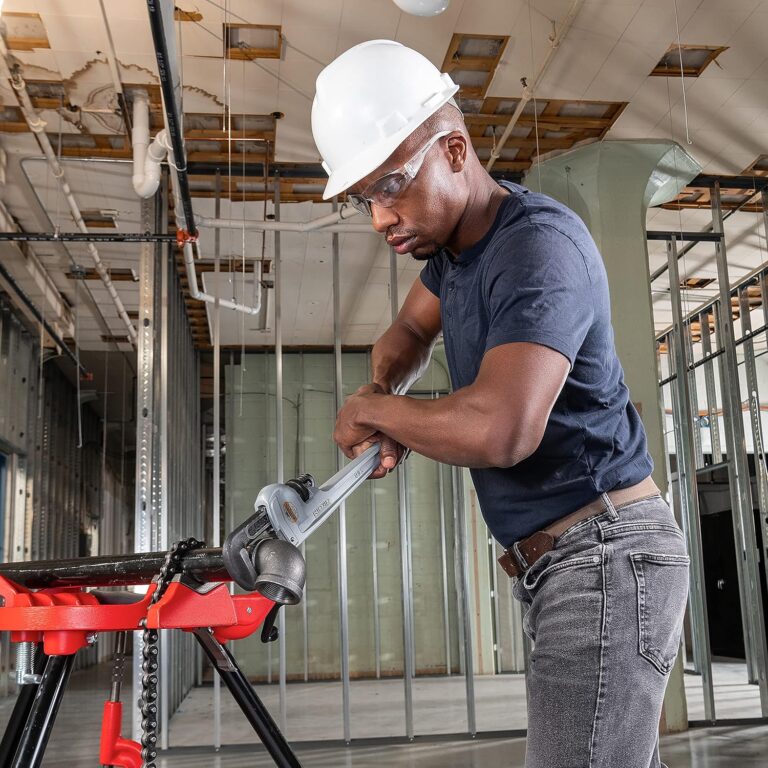 Best Pipe Wrenches for Plumbers